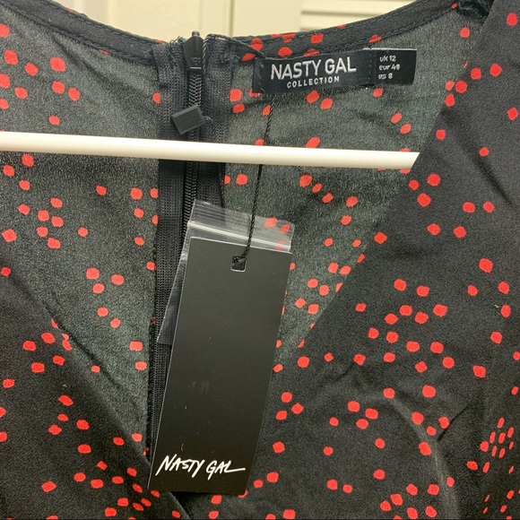 NWT Nasty Gal Black w/ Red Dot Print Midi Dress. Size US 8 - Picture 6 of 6
